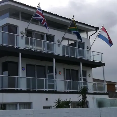7th Wonder Beach Guest House-3